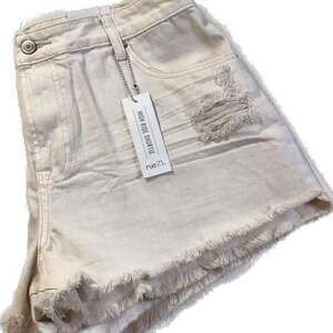 rue21 Girls High Rise Shortie Distressed Denim Shorts Ecru size 16 NWT
